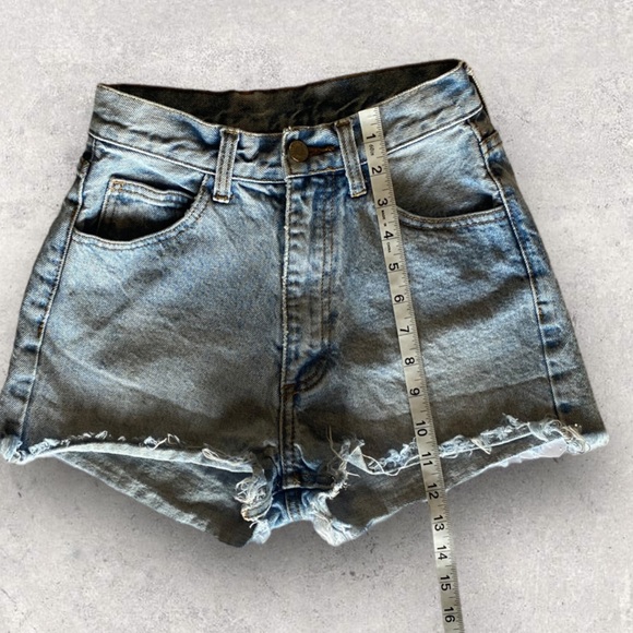 J. Galt Denim High-Waisted Zipper Comfortable. Great Condition! No Callouts. - Picture 5 of 7